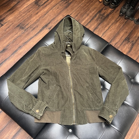 Neca new moon Bella swan green corduroy jacket RARE - great condition - Picture 4 of 6
